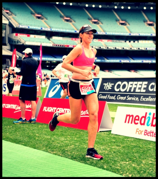 Final 200m of Melbourne marathon 2013-2
